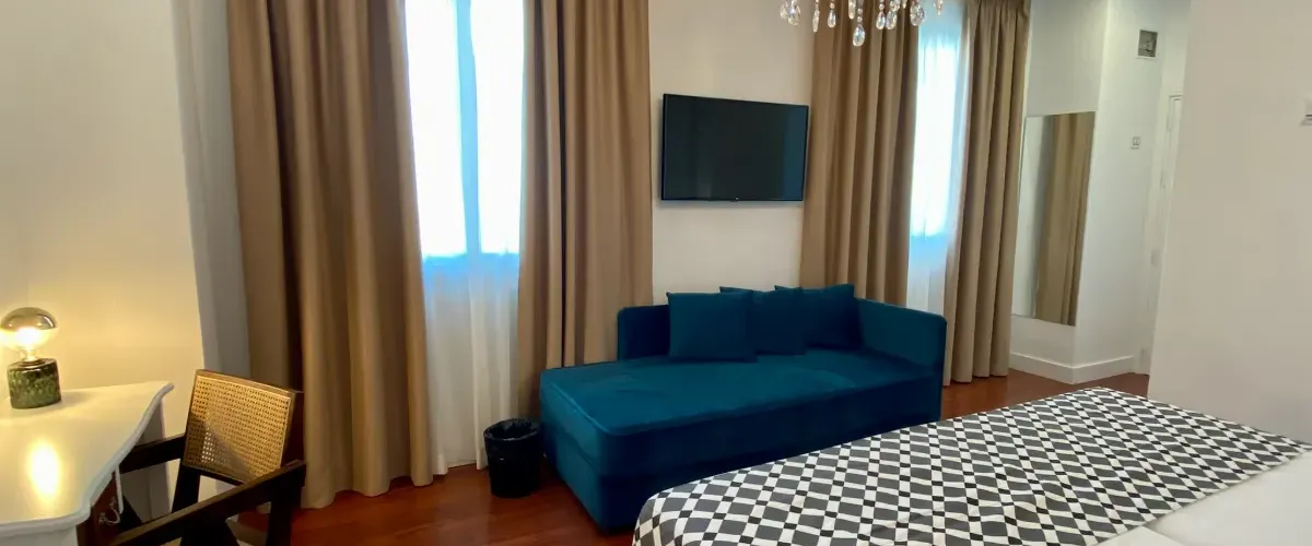 Camera tripla Hotel Derby Sevilla Siviglia Camera tripla Hotel Derby Sevilla Siviglia