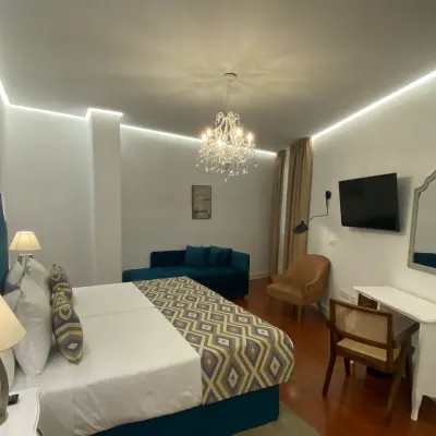Camera tripla Hotel Derby Sevilla Siviglia Camera tripla Hotel Derby Sevilla Siviglia